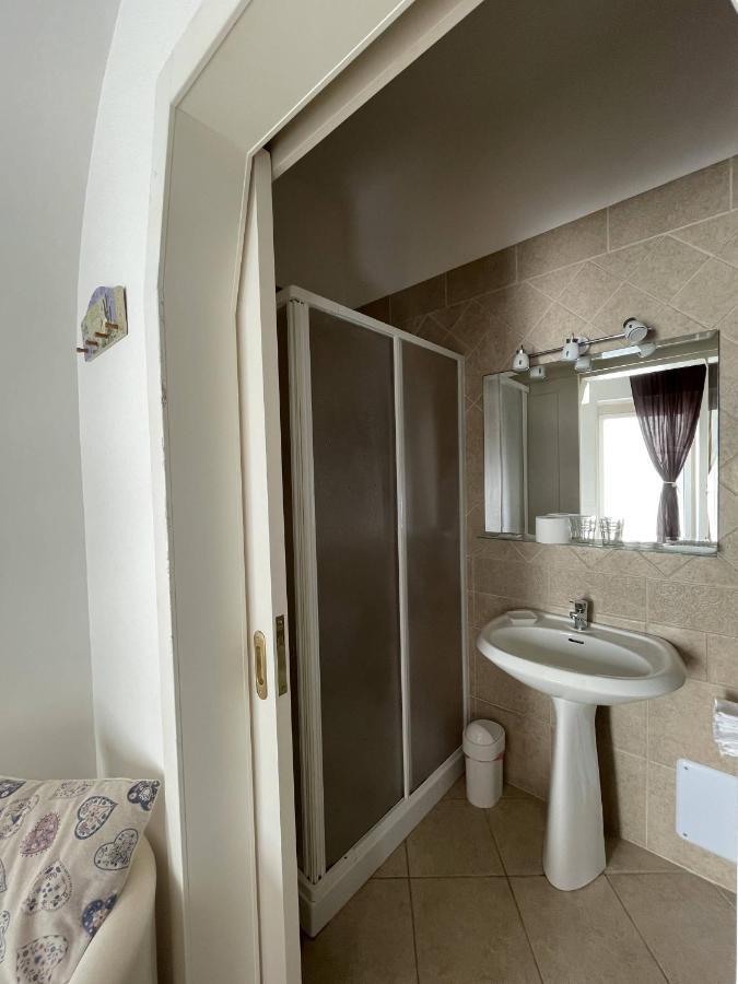 Book And Bed Bed & Breakfast Maglie Eksteriør bilde